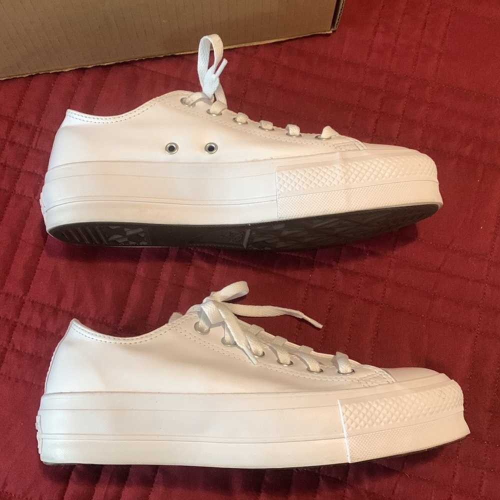 NIB Custom Chuck Taylor All Star Lift Platform Leather By You